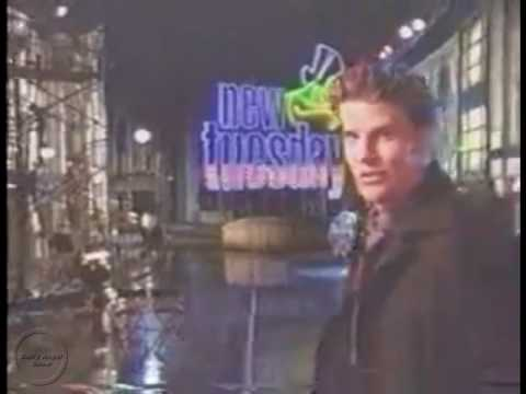 KevoReally's tweet photo. I honestly could watch commercial bumpers from #TheWBNetwork in the late 90s for a full hour. https://t.co/j87FpiSo9s