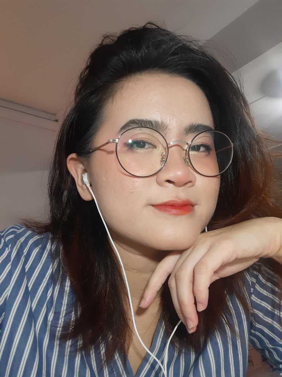 ghostwriternoah's tweet photo. the face                                          the dm https://t.co/i5c2DSNgA0