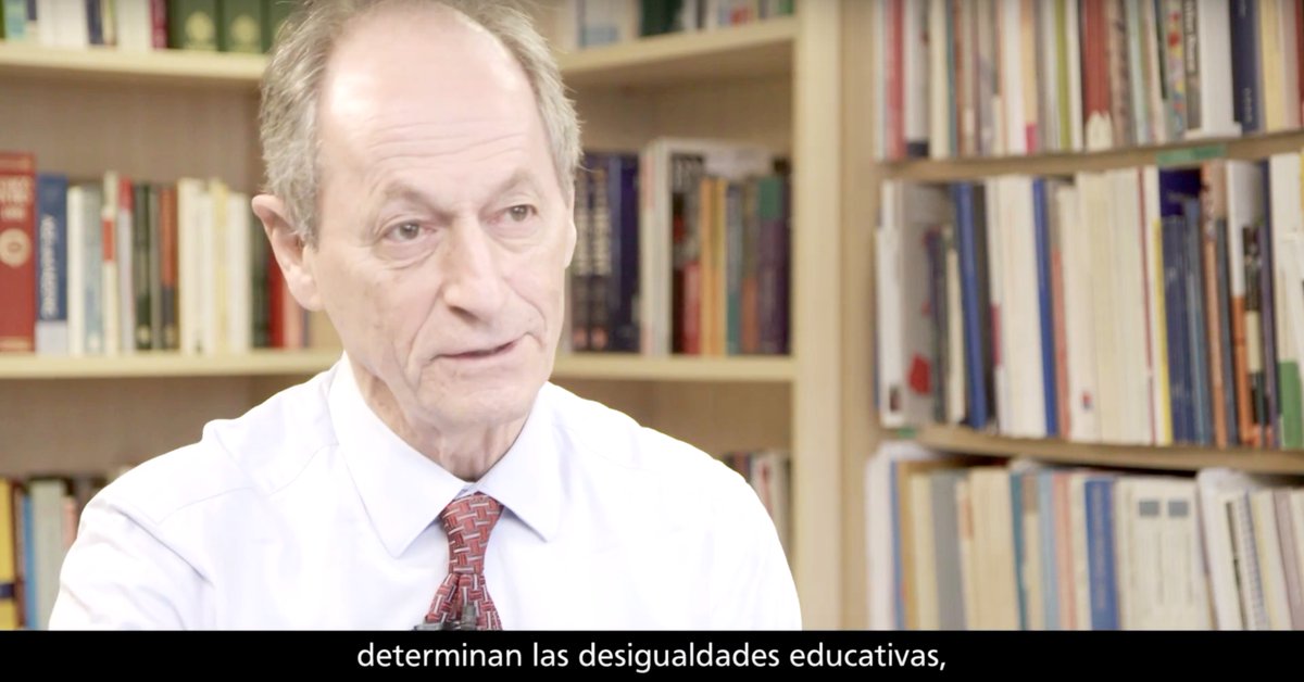 SieteEstrellas_'s tweet photo. La #InclusiónSocial es uno de nuestros objetivos principales y hoy queremos enseñaros una opinión experta. @MichaelMarmot explica los mecanismos que vinculan la #DesigualdadSocial y la sanitaria. 

📹 https://t.co/mlbYmyhftB https://t.co/HmhAbNVA4M
