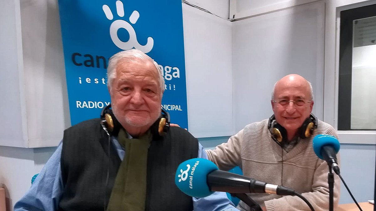 Comienza #EstoydeLunes en Canal Málaga Radio (97.4 FM) con <a href="/sarapsicoach/">Sara Berrocal</a>. Programa dedicado a los jóvenes, a sus problemas y cómo enfrentarlos.
🔊 También en la web: canalmalaga.es/radio-directo
 #Coach #Coaching #Psicología #Jóvenes #Radio #Web #Málaga