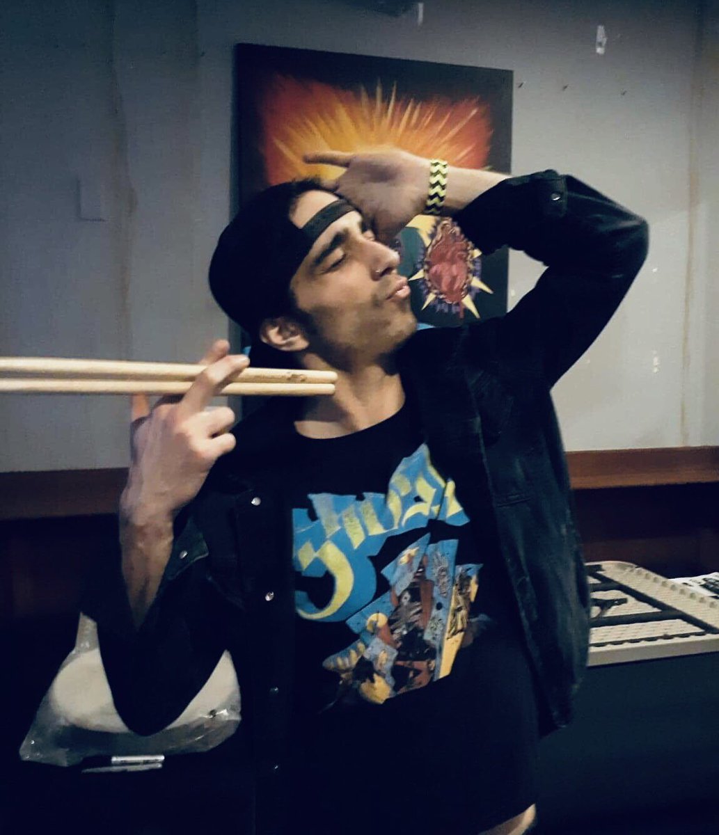 MusicD29's tweet photo. Long live rock and roll https://t.co/5LrNP2onQU