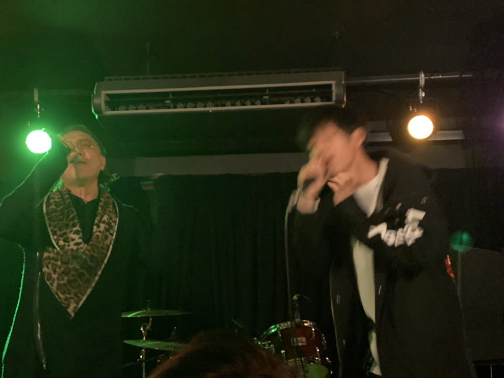 lapinusa5964's tweet photo. 2020.02.23
ACE of Kochi  vol.3
Lownoiseさん
親子ユニット
hassy!さんと海音さん。
圧倒的な歌唱力とパフォに惹き込まれました☺️

#Lownoise 
#hassy!
#海音
#高知
#AoK #AoK3
#シンガーユニット
#親子ユニット
#高知 
#歌のある日々
@Low_noise124 https://t.co/xWRdmYlGLM