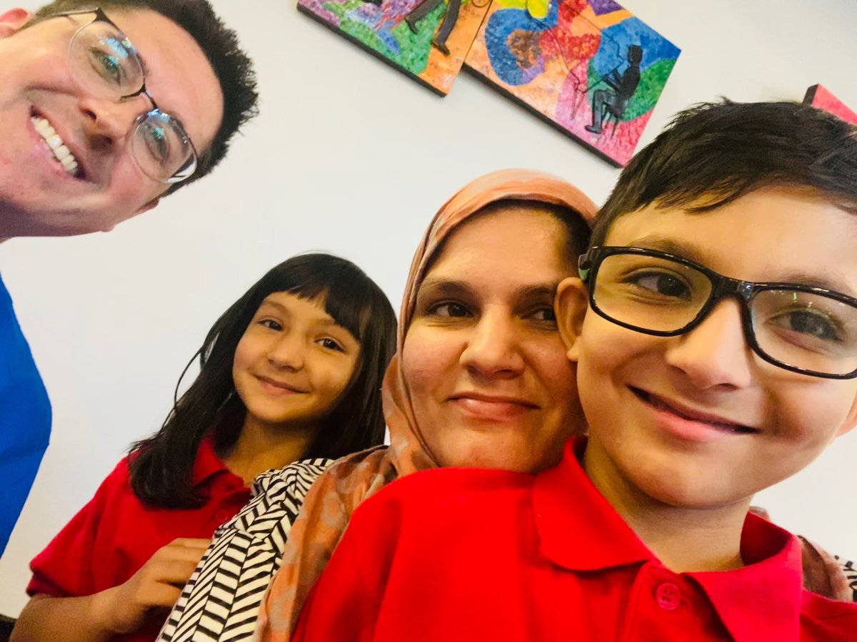 FL4Bernie2020's tweet photo. Please give a YUGE congrats to 5 year-old Safiya, a Bernie Victory Captain in training! She hosted an Organize Your Friends event at Chickasaw Library today attended by Shaun, Nadia and Senan! โค๏ธ๐ฅ๐งธ๐๐ฝ #KidsForBernie #FloridaForBernie #Bernie2020 #MuslimsForBernie https://t.co/sxMdY1B9TK