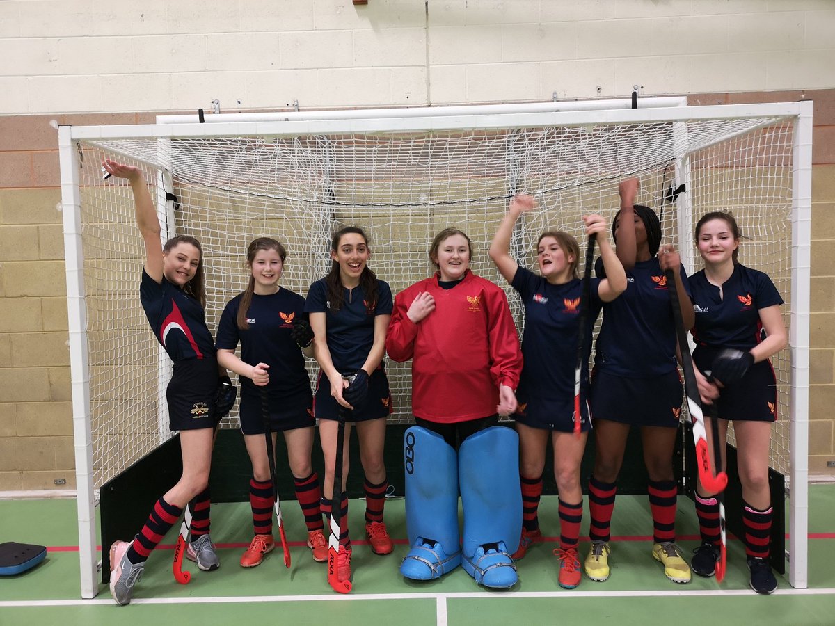 yarmgirlsgames's tweet photo. Congratulations our U14 indoor team who have finished the indoor season as winners of the Durham Ladies Indoor Division 2! 
#TeamYarm #HardWorkPayingOff #Progress #Promoted https://t.co/2riInMAI91
