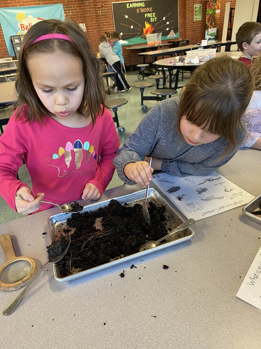 Thank you to <a href="/ColumbiaUrbanAg/">CCUA</a> for visiting us last week! Our kiddos are still talking about all the worms they found 😶🐛