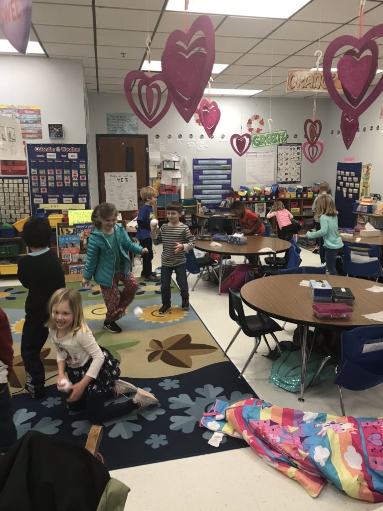Berniekavanagh2's tweet photo. Snowball fight!! @CarlBerryhill @AMSTI_UM @gwingride https://t.co/qLrTmP2R0q