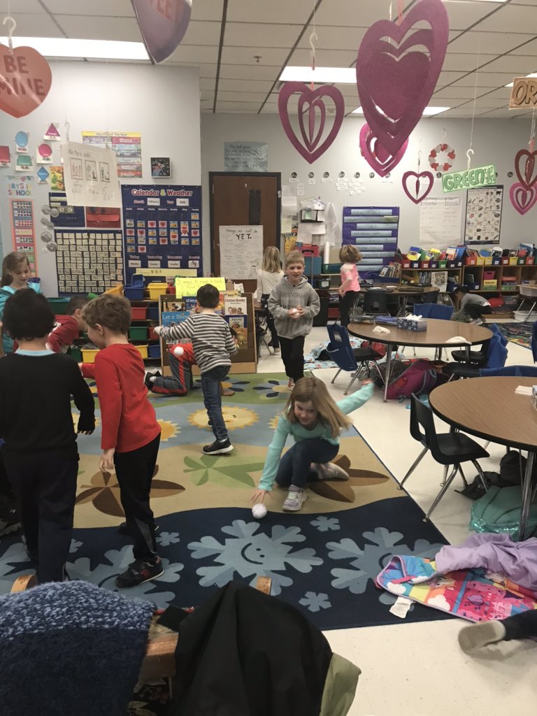Berniekavanagh2's tweet photo. Snowball fight!! @CarlBerryhill @AMSTI_UM @gwingride https://t.co/qLrTmP2R0q