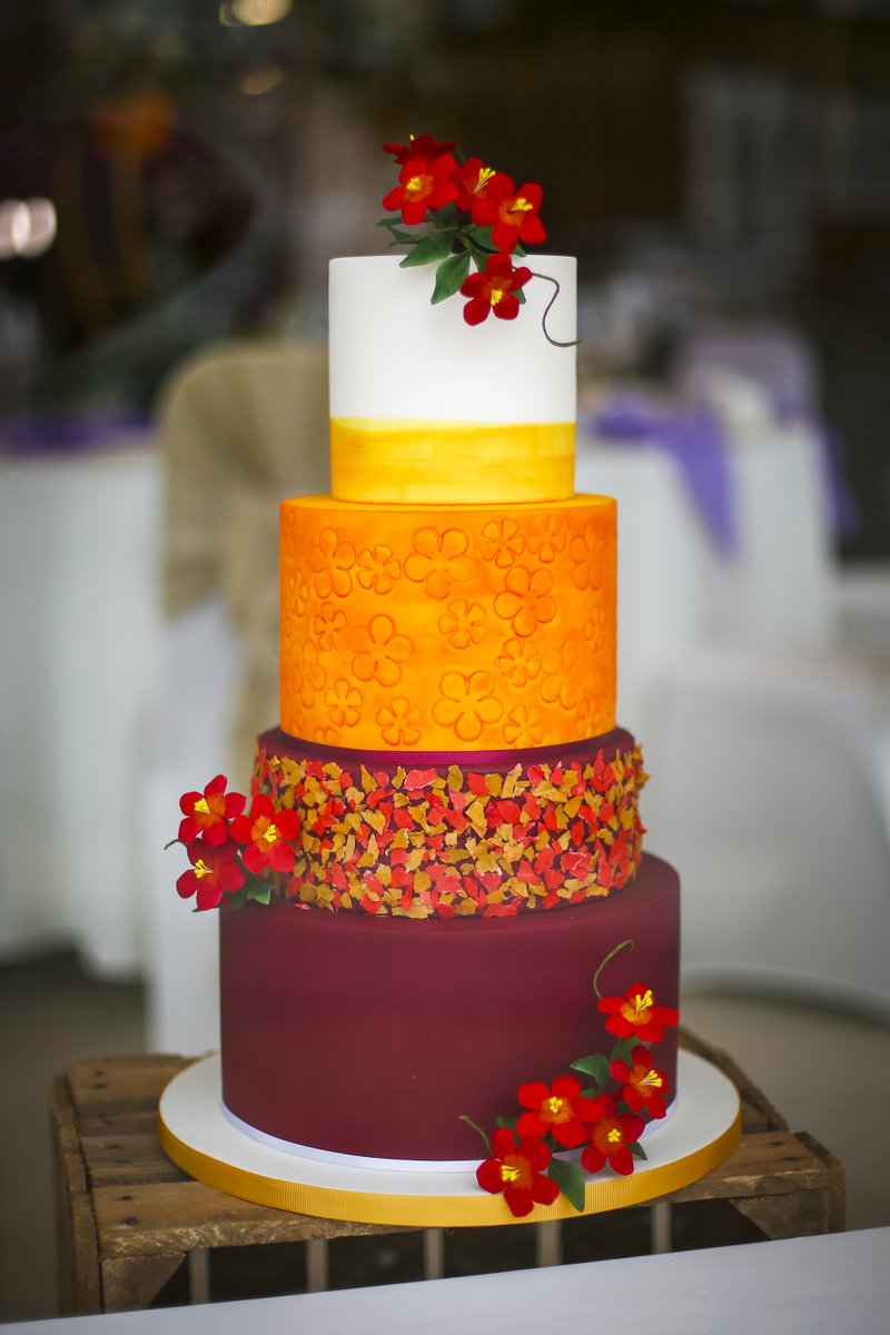 ShoutEvents's tweet photo. Our evening opening this week is Thursday 5-9pm.  We do have clients already booked in, so we would recommend that you make an appointment to save you from having to wait around!  :-)  

Showroom at:  88 Pipers Hill Rd, Kettering, NN15 7NH

#weddingplanning #Northamptonshire https://t.co/7CFcLD7rL0