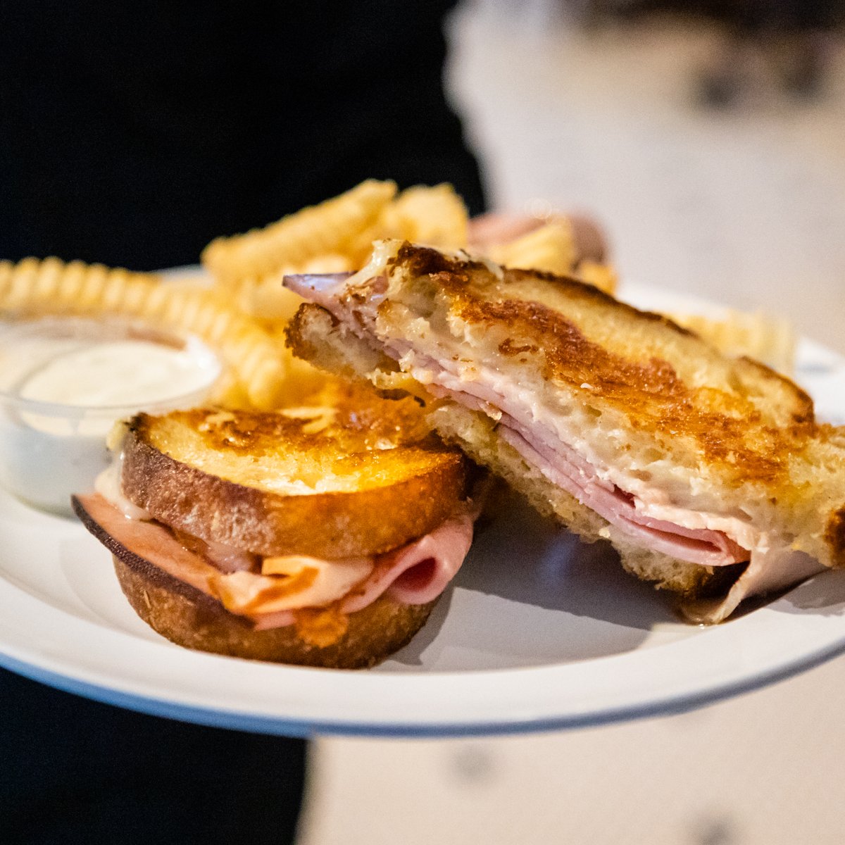 Micky's Irish Pub tweet media