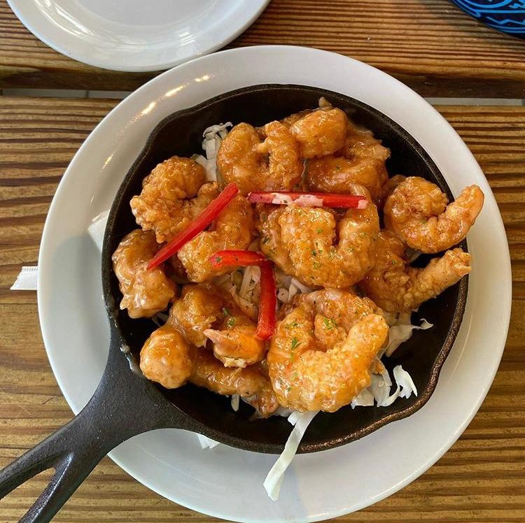 Joes_Crab_Shack's tweet photo. Our shrimp is DYNAMITE! 🍤💥
Photo | jeseats
-
-
#joescrabshack #shrimp #dynamiteshrimp #eatatjoes #seafood #iloveshrimp #letsgetcrackin https://t.co/RIr3HvAHZp