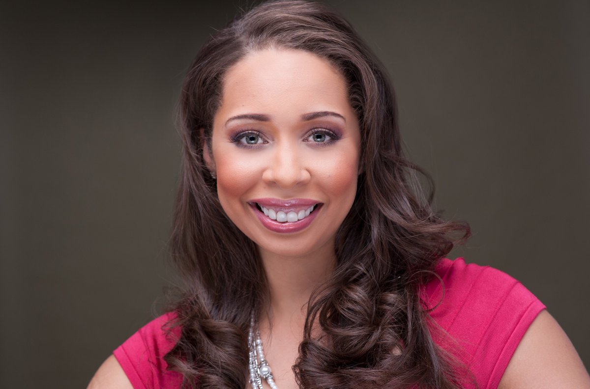 texmed's tweet photo. Meet Melodi Reese-Holley, MD. She'll be hosting the TMA Facebook page tomorrow for our latest #TMAtakeover. Dr. Reese-Holley is a board-certified OB-Gyn in the North Texas area. Follow along with her tomorrow at https://t.co/8aBf6HhbtH. https://t.co/iNiWDCanKn