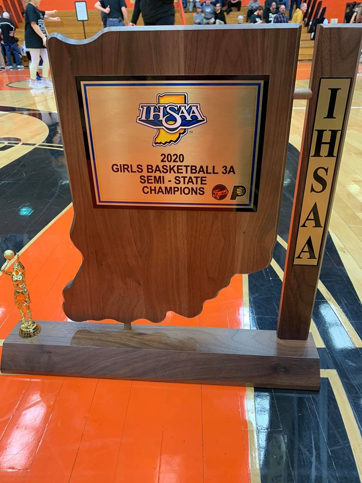 NappaneeIndiana's tweet photo. State Bound Girls Black Swish Basketball!!
Please help us Decorate Nappanee and Wakarusa with signs in windows, etc. to show support for the girls. They play Saturday at 6pm.
🏀⛹️‍♀️🏆 https://t.co/jiJm3w5yrn