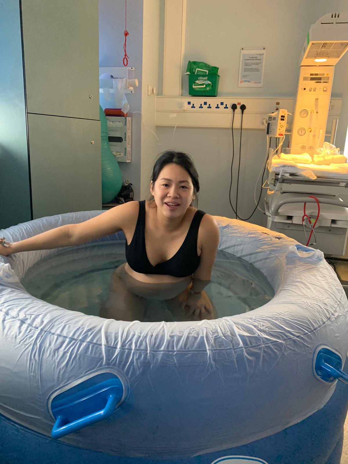 Homerton Maternity on X: Kim was able to use a inflatable birthing pool on  labour ward to birth her second child today. We have a birthing pool in  room 7 and can