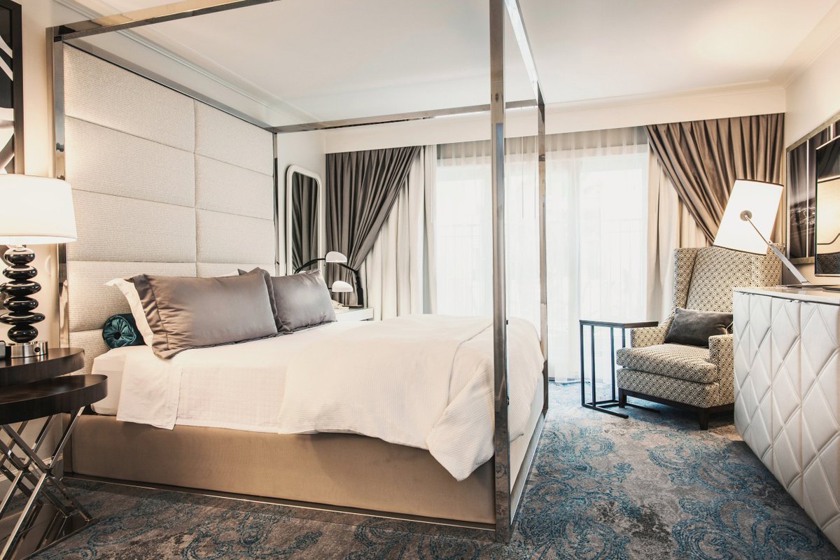 hotelamarano's tweet photo. We couldn’t let a Leap Year pass without extending a special offer! Today through March 1, take an extra 29% off of our best available rate. Hurry – this offer won’t pop up again for another four years. Tap the link in bio to make your reservation now. #hotelamarano⁠ https://t.co/6QONPudSxG