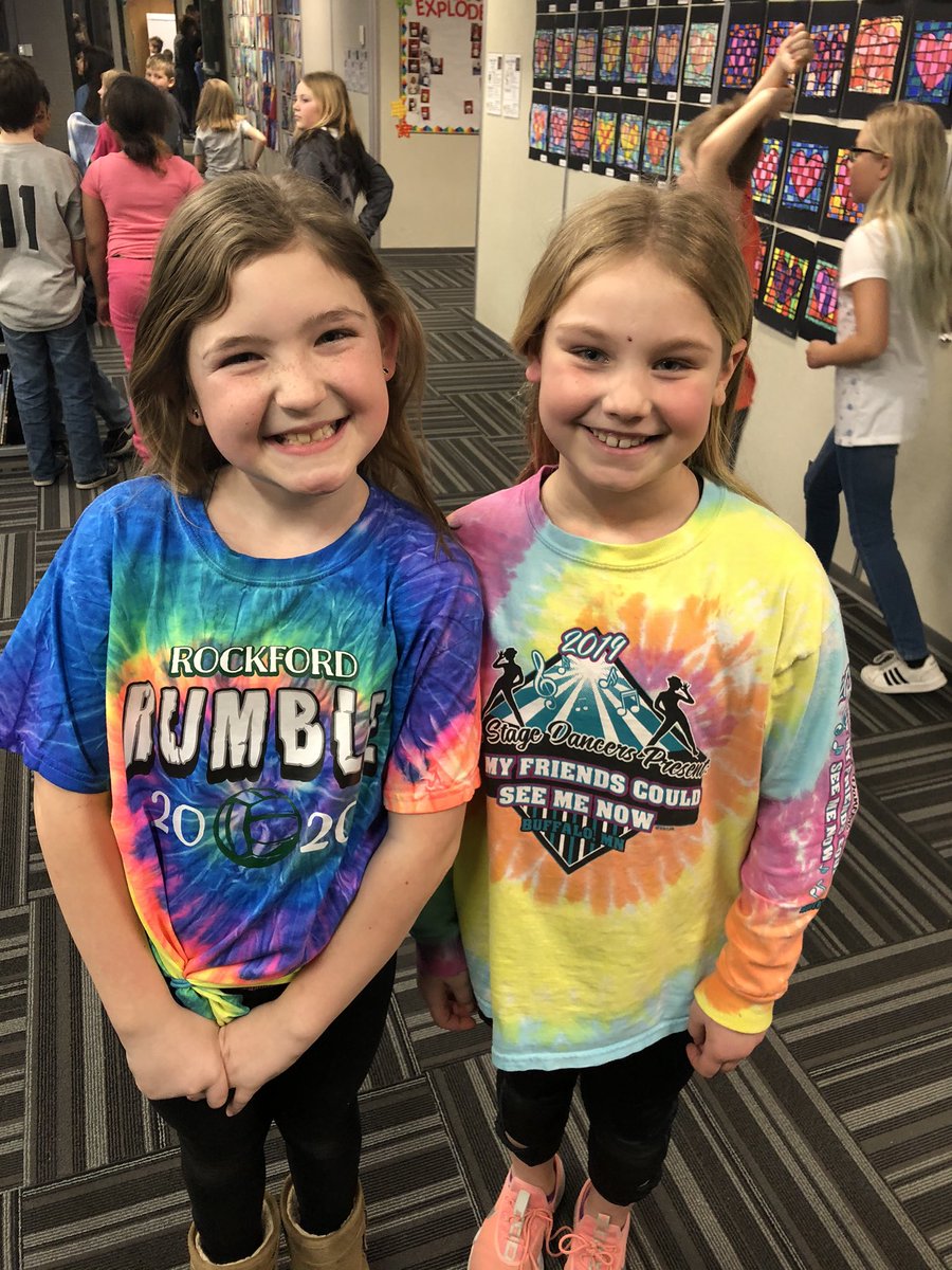 LTolkinen1's tweet photo. Read my shirt day!
#themesway https://t.co/gwBFXs2o9a