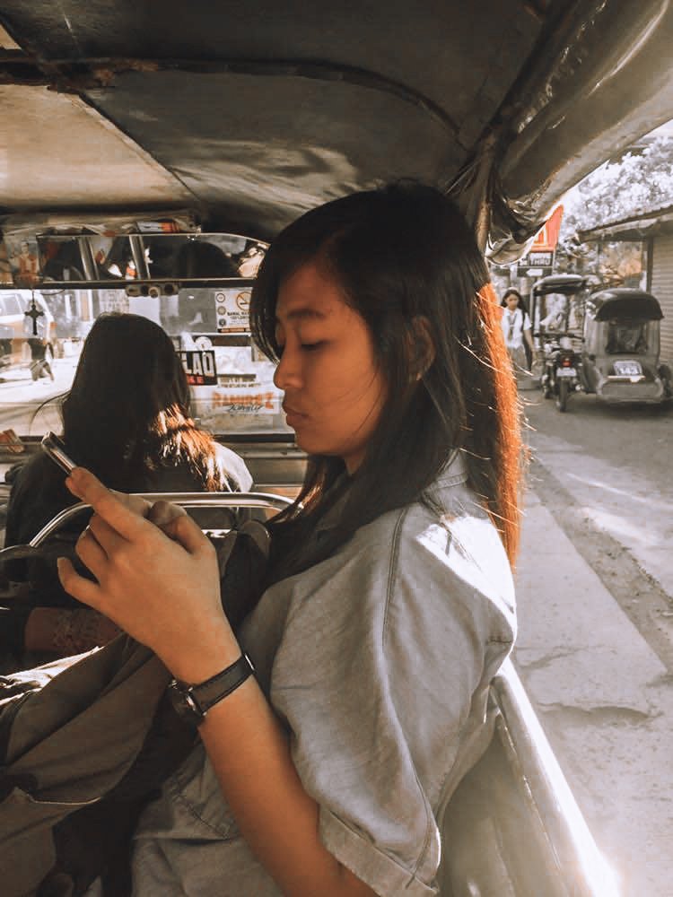charmainneeeeee's tweet photo. Eto yung masarap batukan e uupo sa dulo mag cecellphone tapos di aabutin yung bayad mo.
Char!
#Memacaption π
#NewProfilePic https://t.co/DoDAKxeUgk