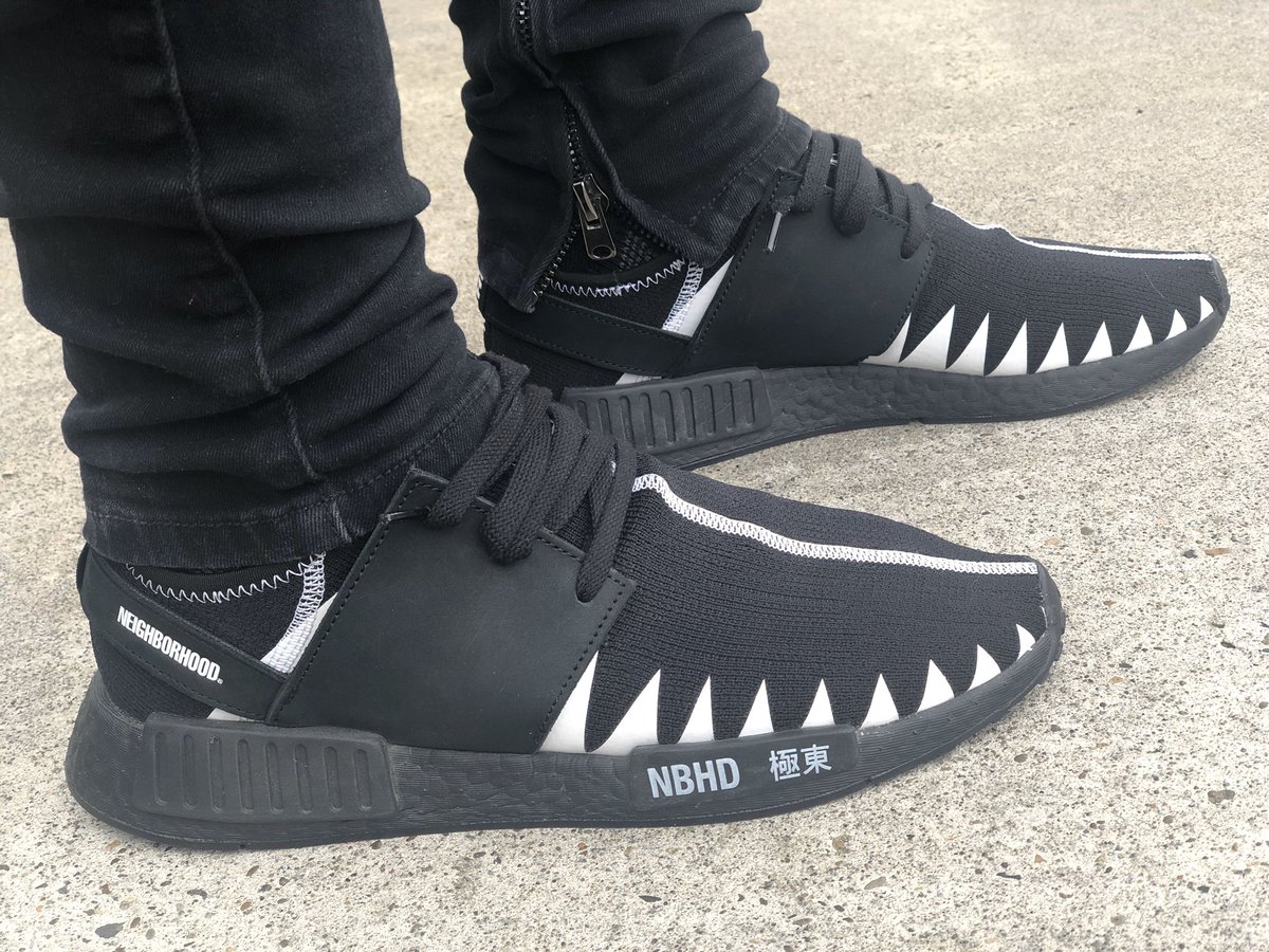 benzo1818's tweet photo. Adidas NMD R1 x Neighborhood
#neighborhoodjapan #nbhd #neighborhoodnmd #nmdr1pk #boostfam #3stripelife #getboosted #yoursneakersaredope
2/24/2020 https://t.co/kpE6BbU438