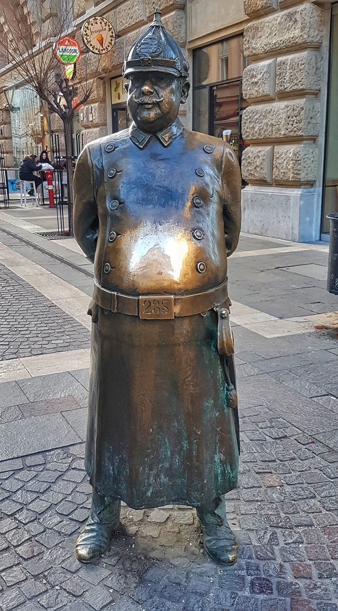 Janonautas's tweet photo. BUDAPEST día 1
#budapestcard
#visitbudapest 
#budapestinfo https://t.co/zJqo2JglDw