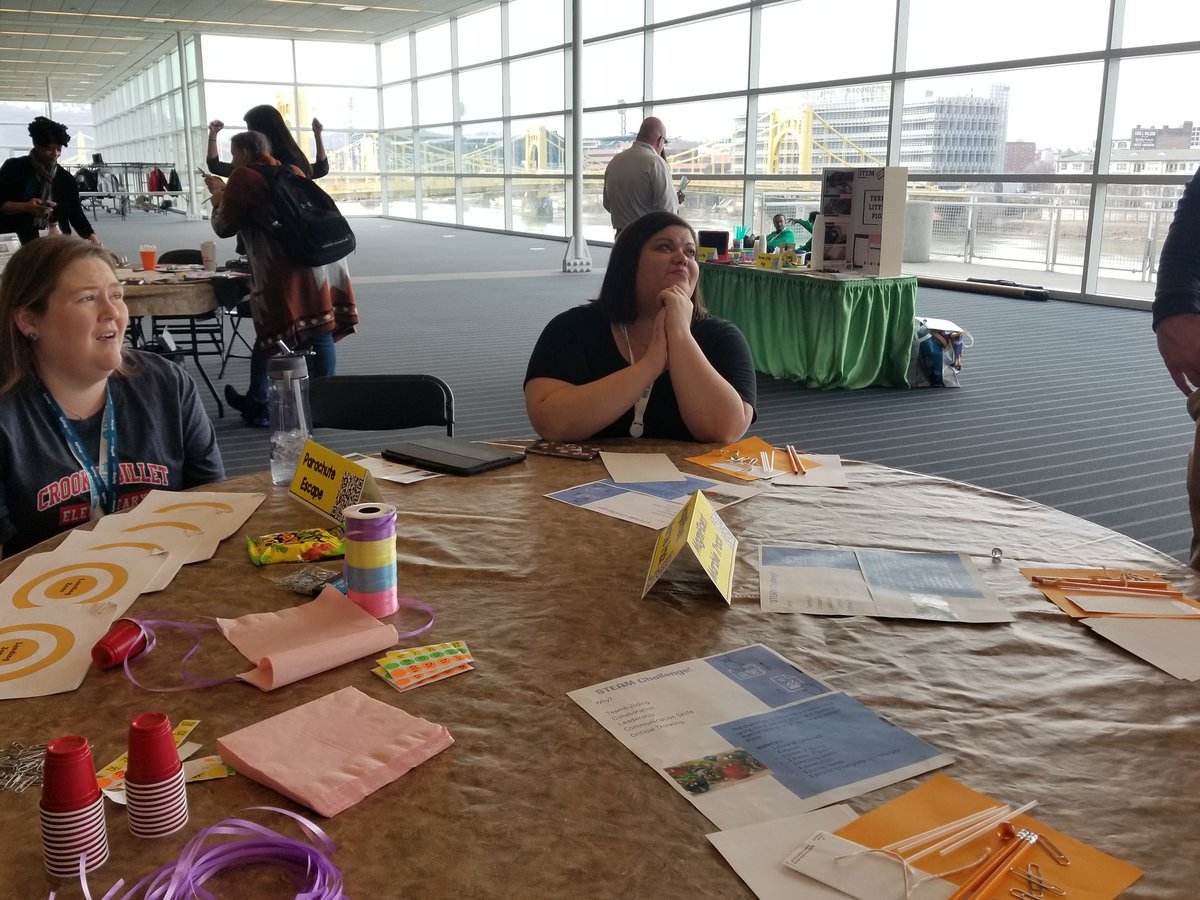 JollyTechCoach's tweet photo. STEM on a Budget time! #paect peeps presenting! #chasingPAECT #peteandc https://t.co/xMw8SuMd6X