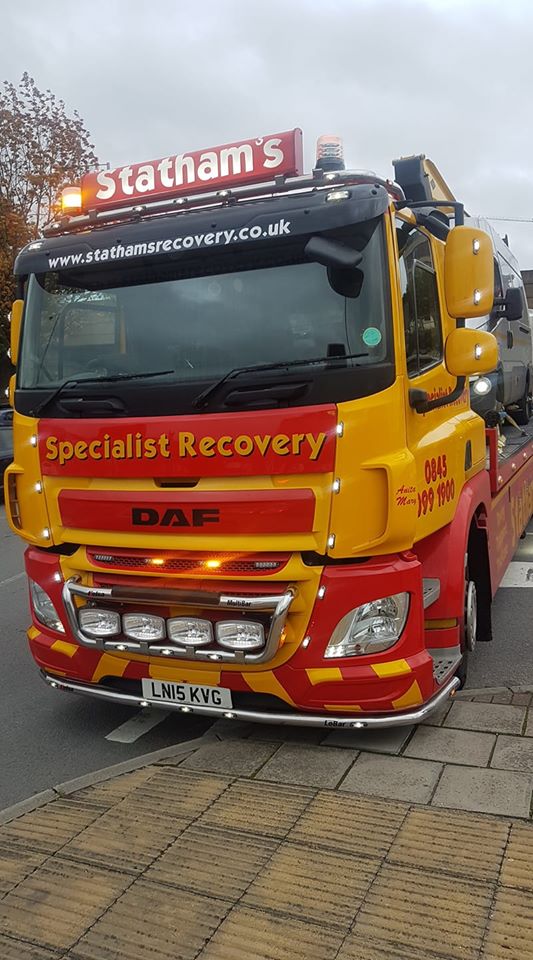 Does your vehicle need some TLC? We offer specialist Truckcare - please take a look at our website to find out more ow.ly/77xT50xURP8 or why not get in touch? #stathams #recovery #towing #transport #truckcare #dunstable #bedfordshire