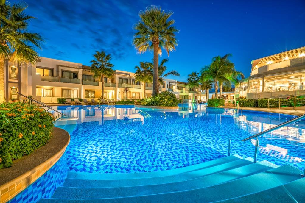 Jetline Holidays tweet media