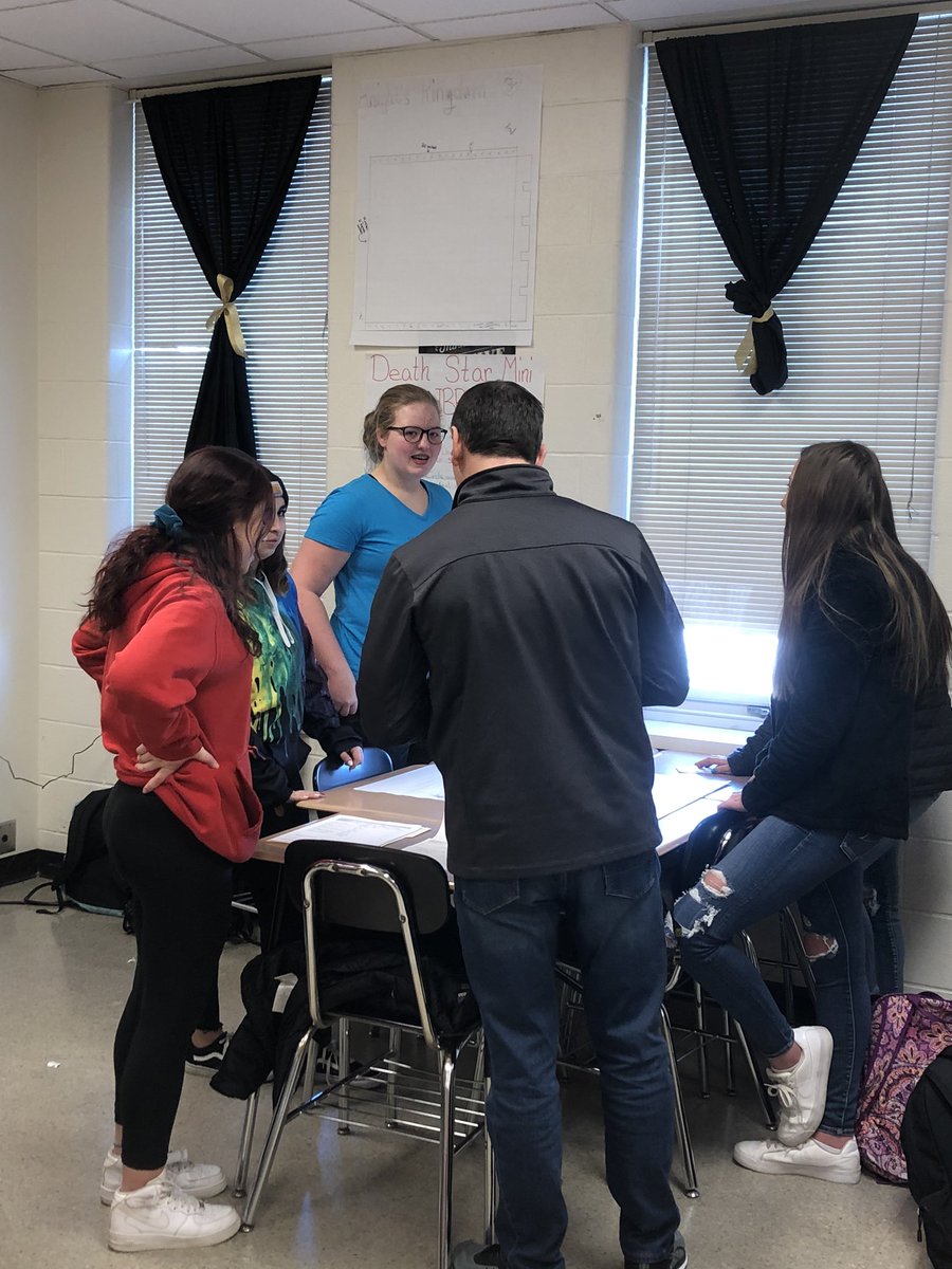 Stephanie Carbone tweet media