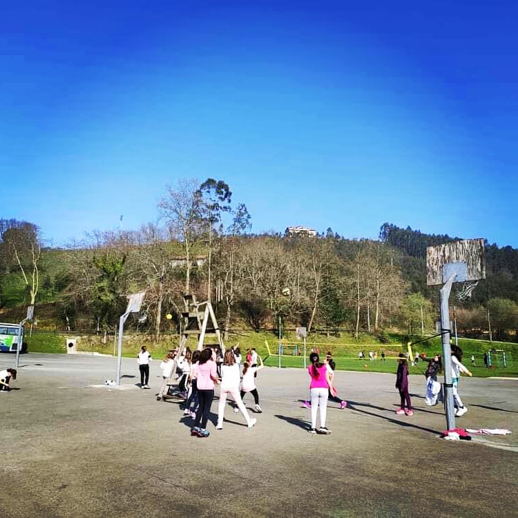 dominicasleon's tweet image. Hoy, nuestros alumnos de 5.° y 6.°EP han comenzado su aventura de inmersión lingüística MAX, ok!
¡Les deseamos que tengan una buena semana de diversión y aprendizaje!
#learningenglish #learnandenjoy