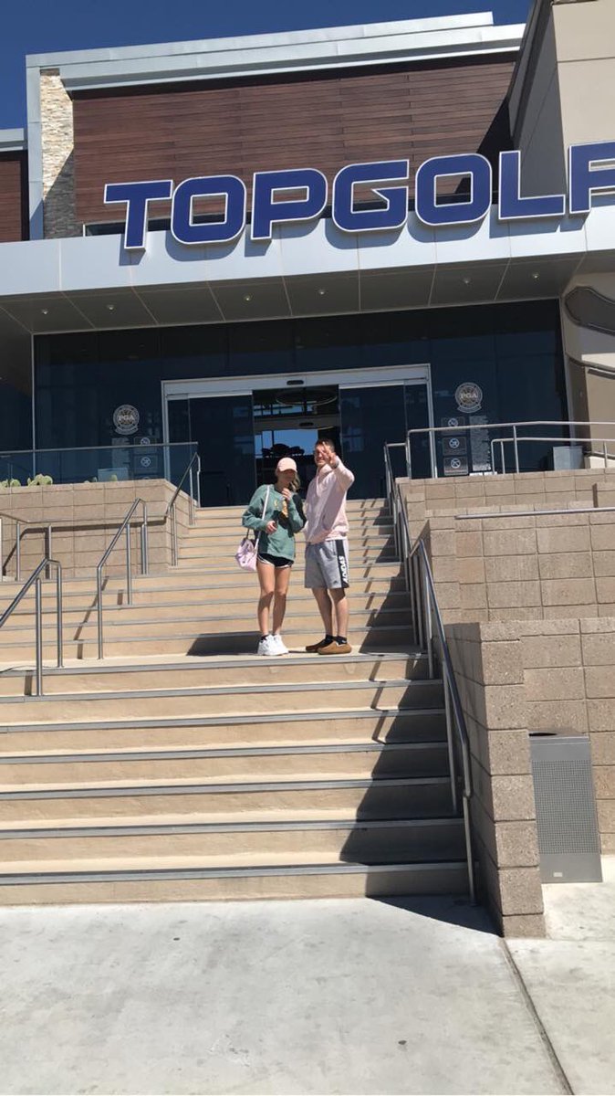 PopsDuffield's tweet photo. Making memories at TopGolf https://t.co/mQfoJ6Opfe