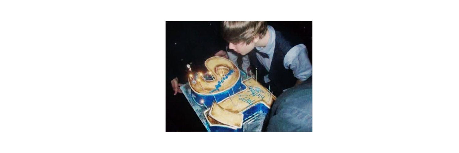 Justin bieber headers | happy bday fav se você gostou rt se salvou reply se usar não repostar 