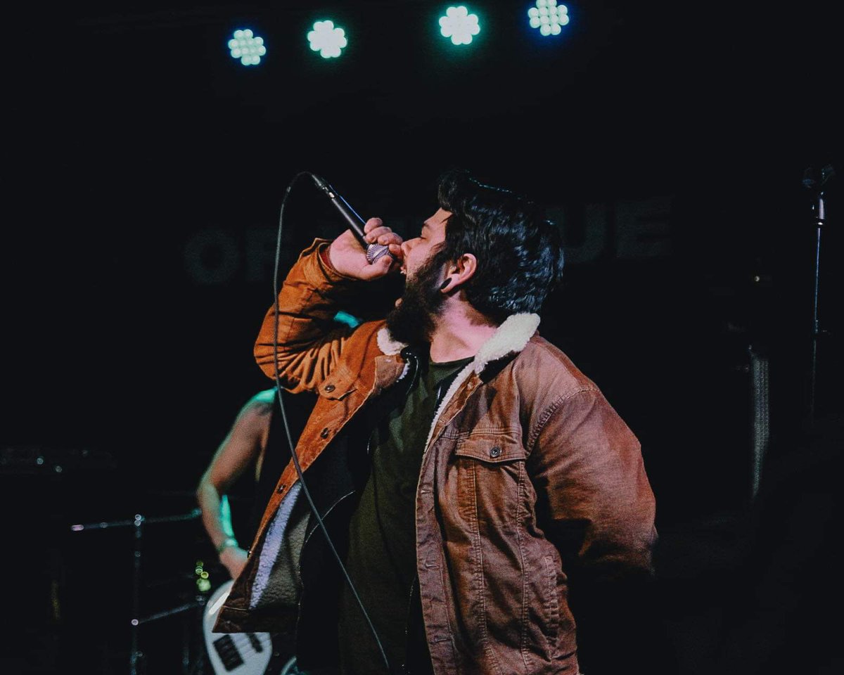 Bearpaw94's tweet photo. Show tonight @SugarSkullChi with @CNSBand! Show @ 7 $5 https://t.co/dzX0fTAgA0
