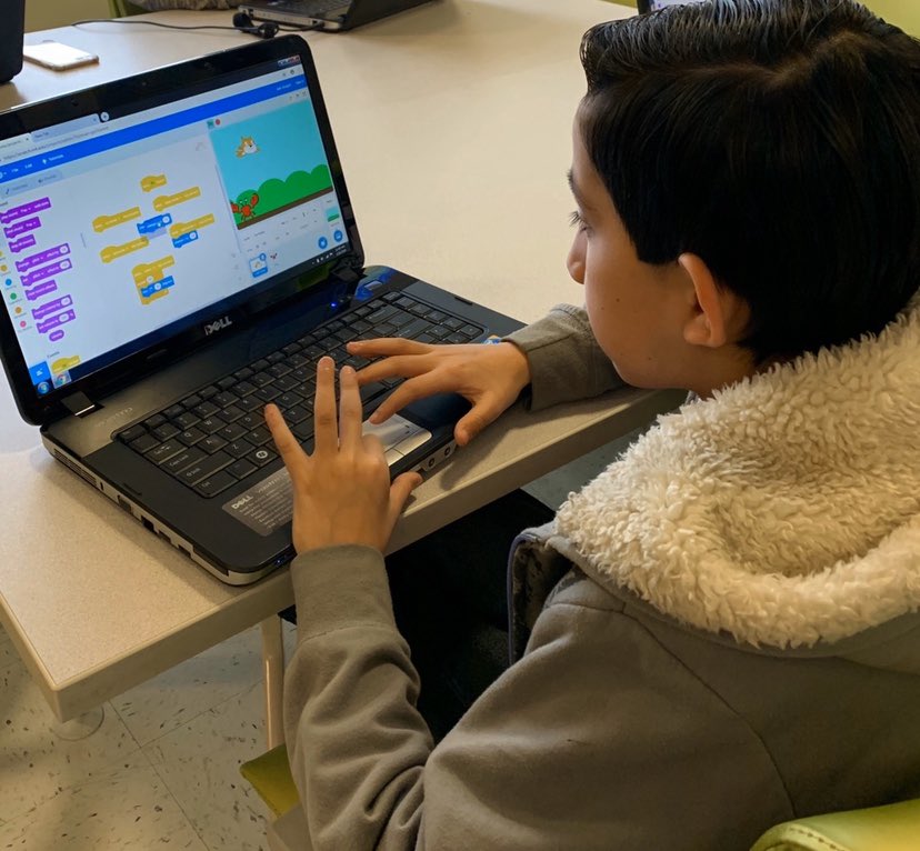 HHFoundation's tweet photo. Increasing Hispanic student’s access to Computer Science Education!

Supported by @Google &amp; @YWCAUSA, we are thrilled to complete another #CSL bootcamp in #LosAngeles. Our LA team and @ywca_gla led the activity for approximately 30 students on Saturday 22nd.
#LOFTCoders https://t.co/xY3pMnaNt5