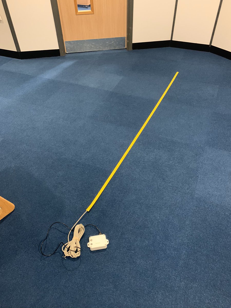 MenterMon's tweet photo. Byddwn yn treialu y dyfais IoT ar lwybr beics i fonitro nifer y teithiau. Cawn weld os mae’n gweithio, pa mor dda mae’n gweithio neu os mae’n cael ei ddwyn! #YoIoT #Dangosadysgu @petergwyn @Amanwy @papalamour @CliveBronydd https://t.co/zjv9U6vHEz