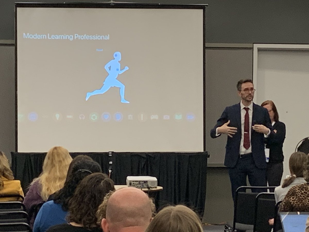 jolshanWMS's tweet image. Enjoying all of @meesterkurt’s “Recipes for Innovative Profesional Learning.” Download “The Joy of Professional Learning” series for some innovative PD ideas. #PETEANDC #joyofpl