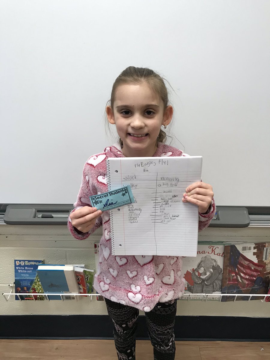 BCSDThirdGrade's tweet photo. It was fun trying to infer facts from our Picture of the Day today! I created the most inferences! By Bia #befabulous #tryyourbeat #pictureoftheday #jenjones https://t.co/74qE5kYEK3