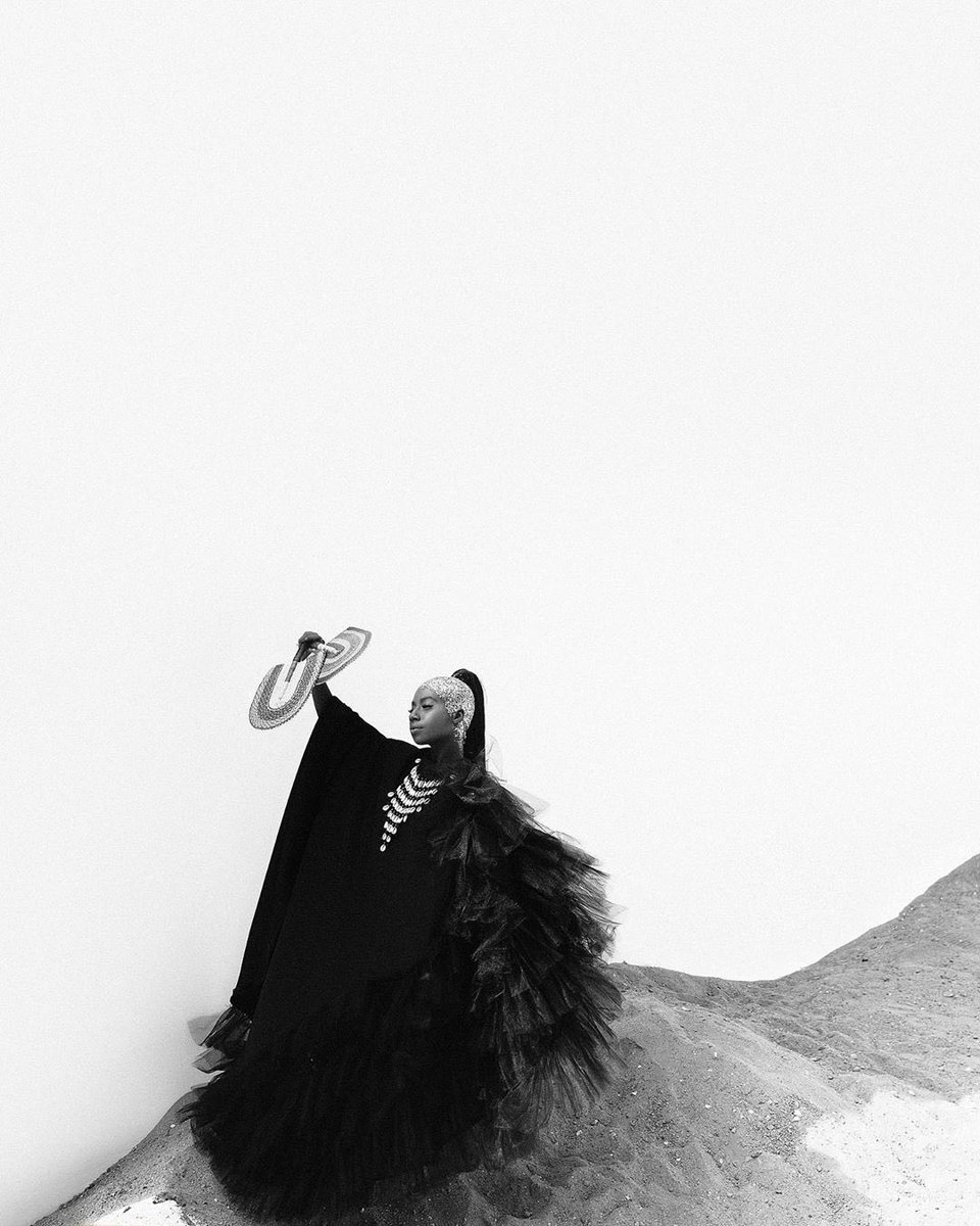 Keep your sunny side up ☀️
📷 x @waderhoden ⁣⁣

#TheCollectionMoDA ⁣⁣
#MoDAMag #Fashion ⁣⁣
#Art #Lifestyle