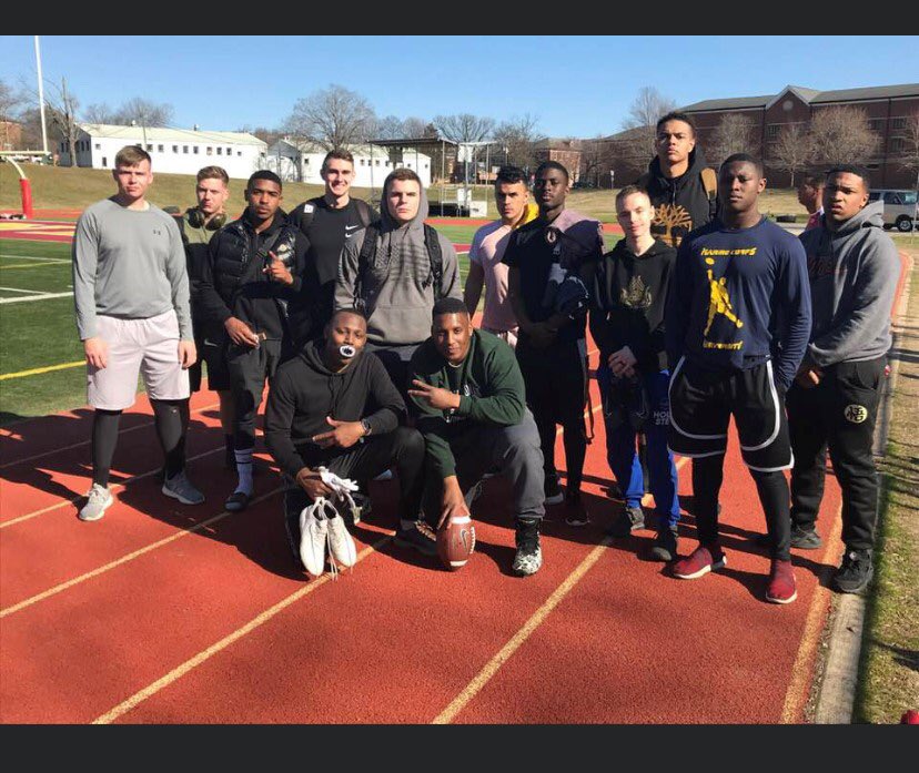 MCSFR_HR's tweet photo. Congratulations to the MCSFR SIngle Marine Program team led by President Cpl “Flash” Johnson and PFC “Coach” Batts on their 3rd place finish at the MCB Quantico, “2nd Annual 9v9 Invitational Flag Football Tournament,” Sat, 22 February! Give a big shout out to all of the players! https://t.co/qxcUBDQ4aG