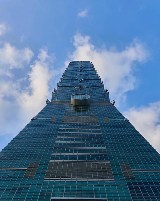 thinkaliker's tweet photo. Taipei 101 // Taiwan #2019 // #taipei101 #building #taipei #taiwan #sony #sonyalpha #sonyalpha6300 #alpha6300 #a6300 #redditsonyalpha #sonyimages #latergram via Instagram https://t.co/n1sex756kK https://t.co/xFUY82joJr