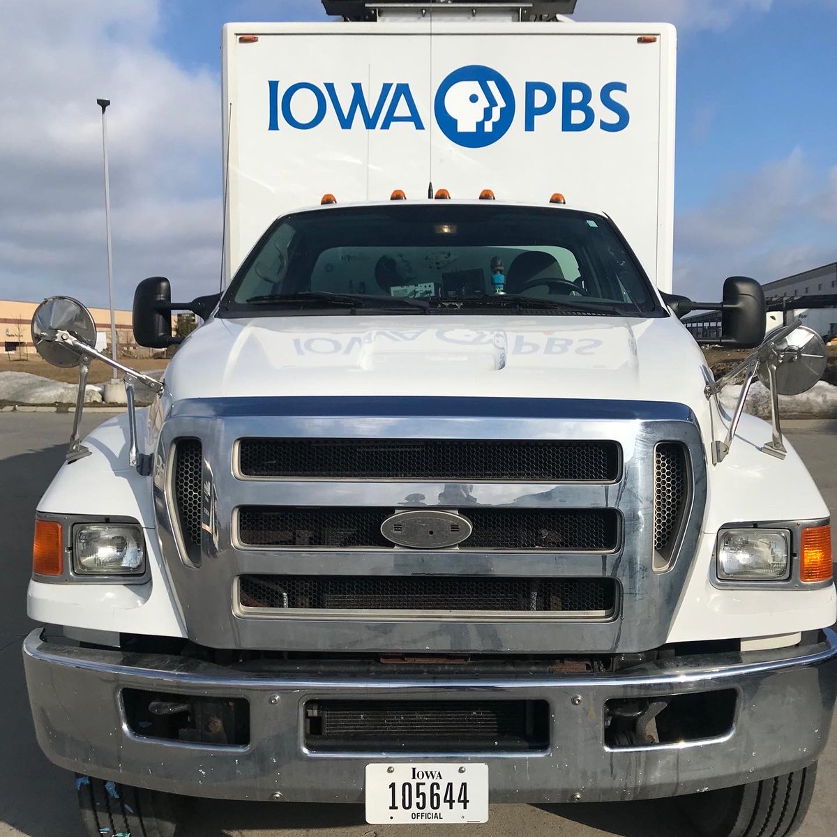 LashierGraphics's tweet photo. We had a fun time printing and installing this new trailer wrap for @IowaPBS! The results from the finished product turned out great!
#largeformatprinting #installation #customgraphics #trailerwraps https://t.co/dKDp4XDPzC