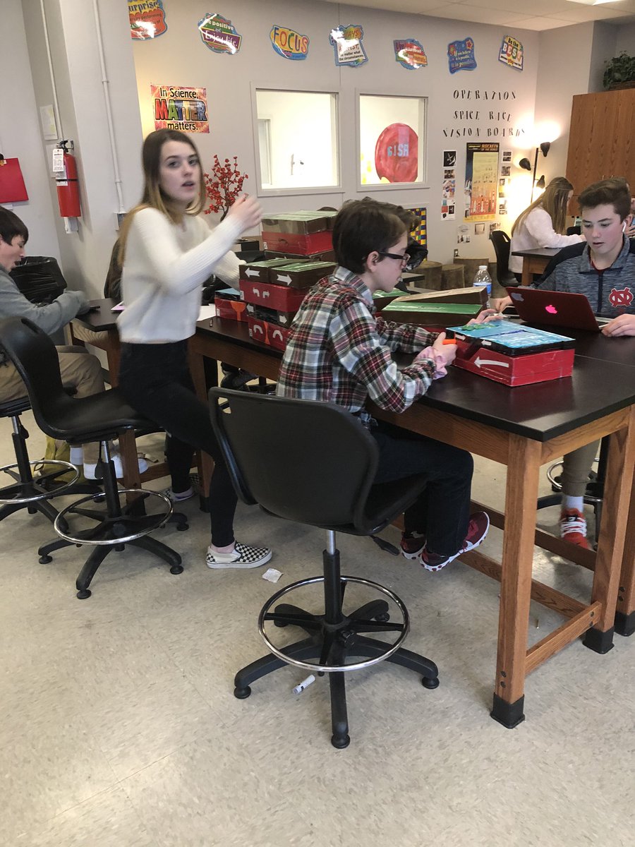KKeriazes's tweet photo. Exploring Engineering and Design concepts @GIMiddleSchool in #GISAscience8 with our new unit on Plate Tectonics using the @Dayton_STEM student created models showing convergent, divergent, and transform boundaries!  #OAISS #STEM https://t.co/c2sucXlWKR