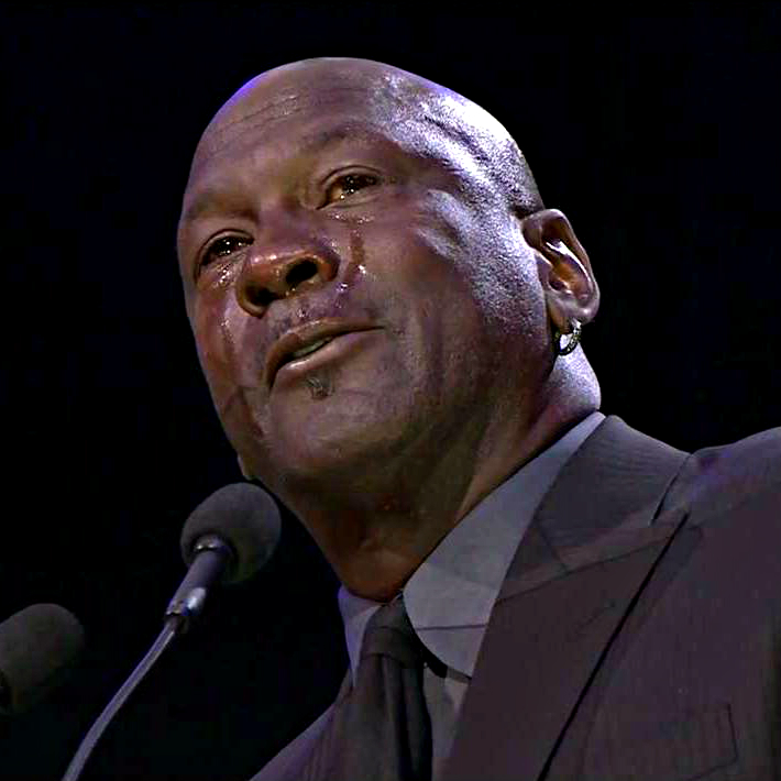 SoyReferee's tweet photo. Las emotivas palabras de Michael Jordan en el funeral de Kobe Bryant 🥺

"Cuando Kobe murió, un pedazo de mi murió junto con él, murió un pedazo de todos nosotros. Kobe era mi hermano menor, éramos muy cercanos, un querido amigo. Él solo quería ser una mejor persona" 😪 https://t.co/WJt4d691ud
