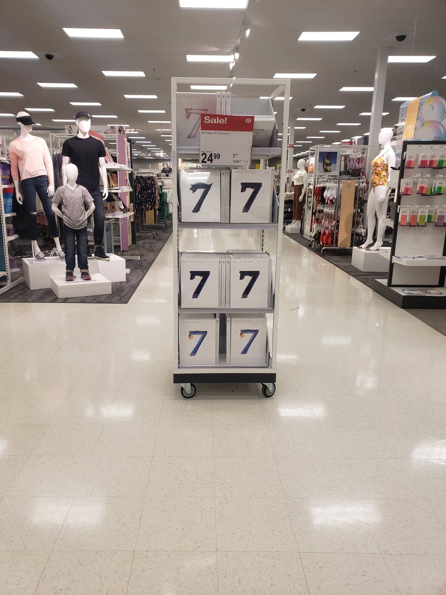 UGH_Ddaeng's tweet photo. Local @Target you did great!...albums were displayed at entrance, one of the first things u see...got my 4 copies! @BTS_twt #MAP_OF_THE_SOUL_7 #7outnow #BTS https://t.co/ZMeh6UZXl4