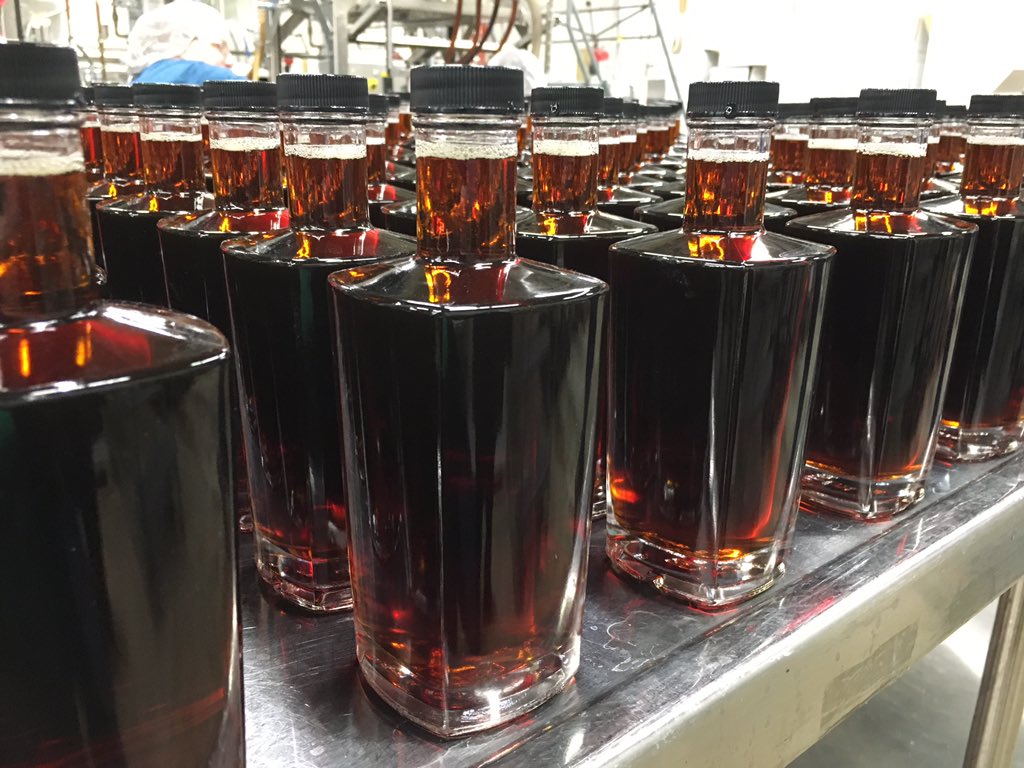 GovPhilScott's tweet photo. #VTCapitol4aDay brought us to Sweet Tree Holdings (@themapleguild) in Island Pond. This impressive, innovative operation is producing quality organic syrup, sold around the world. https://t.co/VbfZgUrrU2