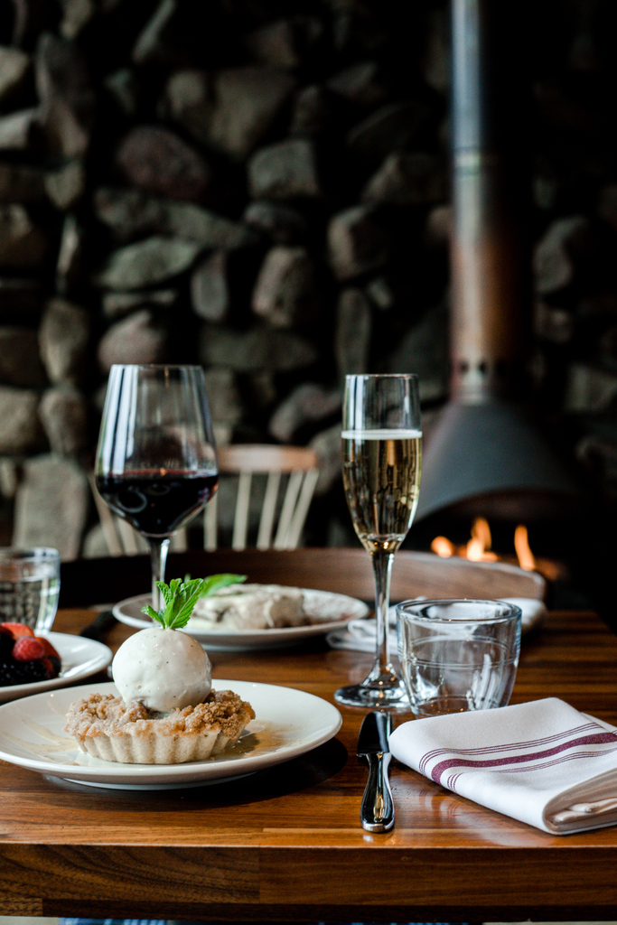 Trust us, you'll want to save room for this showstopper dessert from our talented pastry chef. This homemade apple pie has a buttery, flaky crust, a cookie crumble topping and is finished with a side of vanilla ice-cream and cinnamon crème anglaise. ⁠(photo: <a href="/nadiamliu/">Nadia Liu</a>)⁠