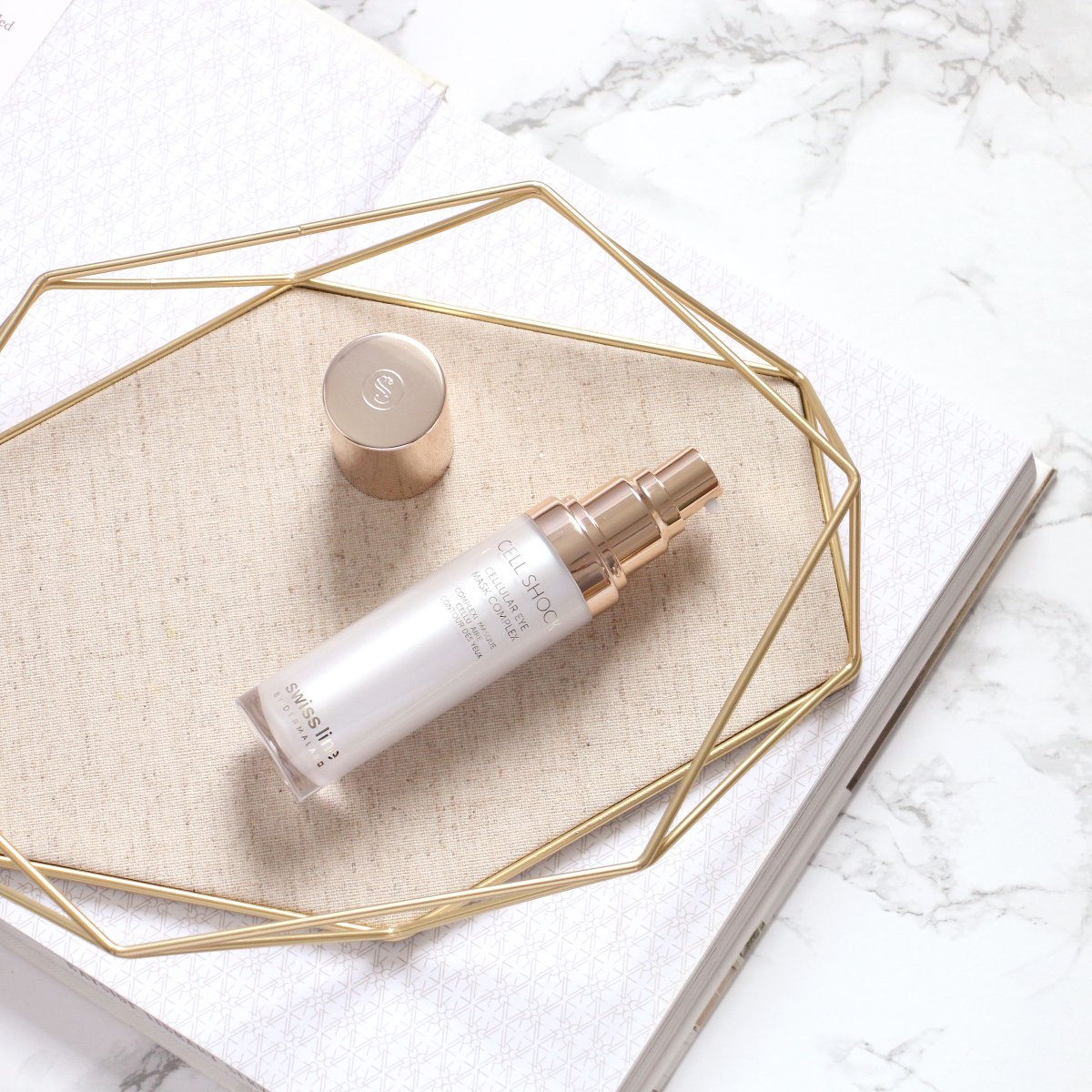 HYDRACTIN™ &amp; HYALURONIC ACID
Unique cosmetic active ingredients that moisturize the skin.