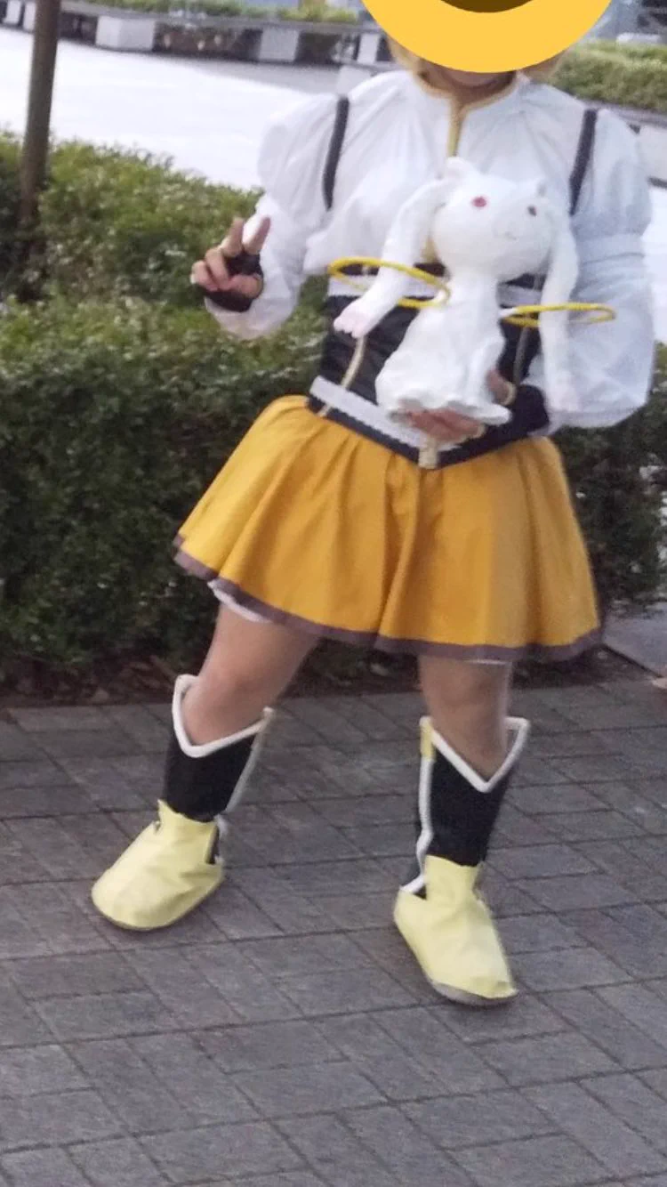 @kusyokuin 足元のサイヤ人感 