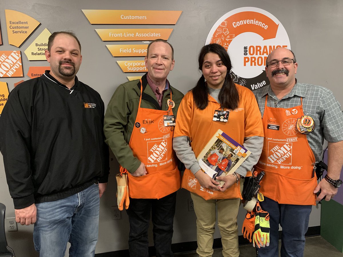 SusanCortese's tweet photo. Whether you’re the giver or receiver, @HomeDepot one thing is certain...we are all🧡 #OrangeAtHeart & today D36 LI NY was overwhelmed with emotions as we took care of our MET Associate Brenda.🧡We work for the greatest Company in the🌎!#ISupportTHF #HomerFund @nyyroro @JahnJoyce https://t.co/yYkDaPRLPr