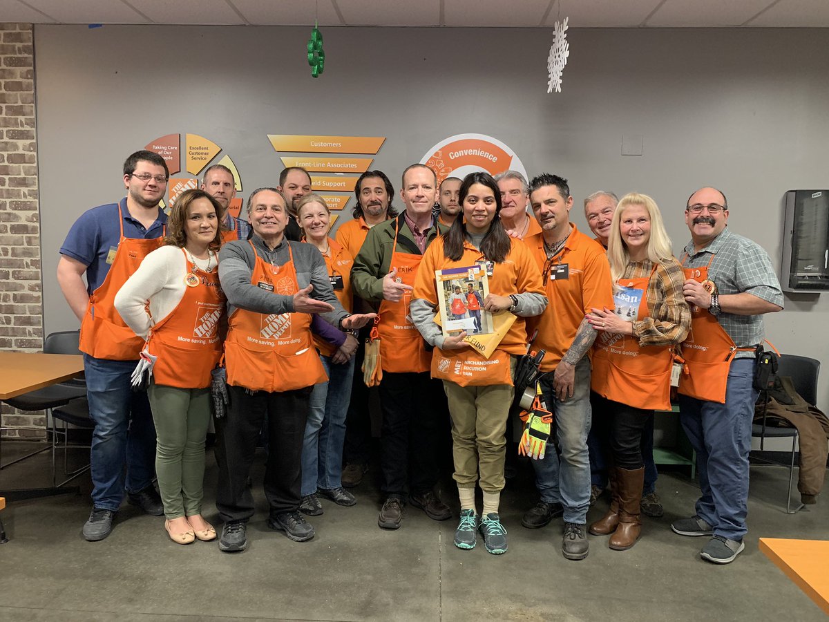 SusanCortese's tweet photo. Whether you’re the giver or receiver, @HomeDepot one thing is certain...we are all🧡 #OrangeAtHeart & today D36 LI NY was overwhelmed with emotions as we took care of our MET Associate Brenda.🧡We work for the greatest Company in the🌎!#ISupportTHF #HomerFund @nyyroro @JahnJoyce https://t.co/yYkDaPRLPr
