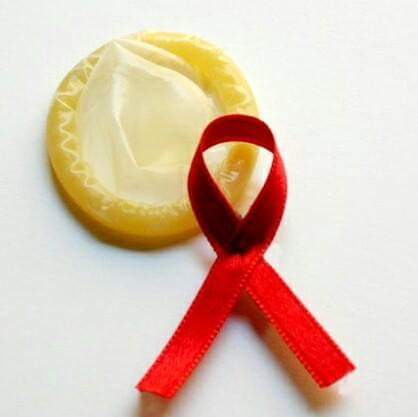 ongvivetuvida's tweet photo. 📌Tener #VIH no es tener #Sida. El VIH es el virus que causa la infección y afecta al sistema inmunológico. El Sida es la etapa avanzada de la infección por VIH si no se está en tratamiento. Aquí puedes informarte #InfoSida #AreaPrevencion https://t.co/93VOSmF8GC https://t.co/AZUZuuvUBL