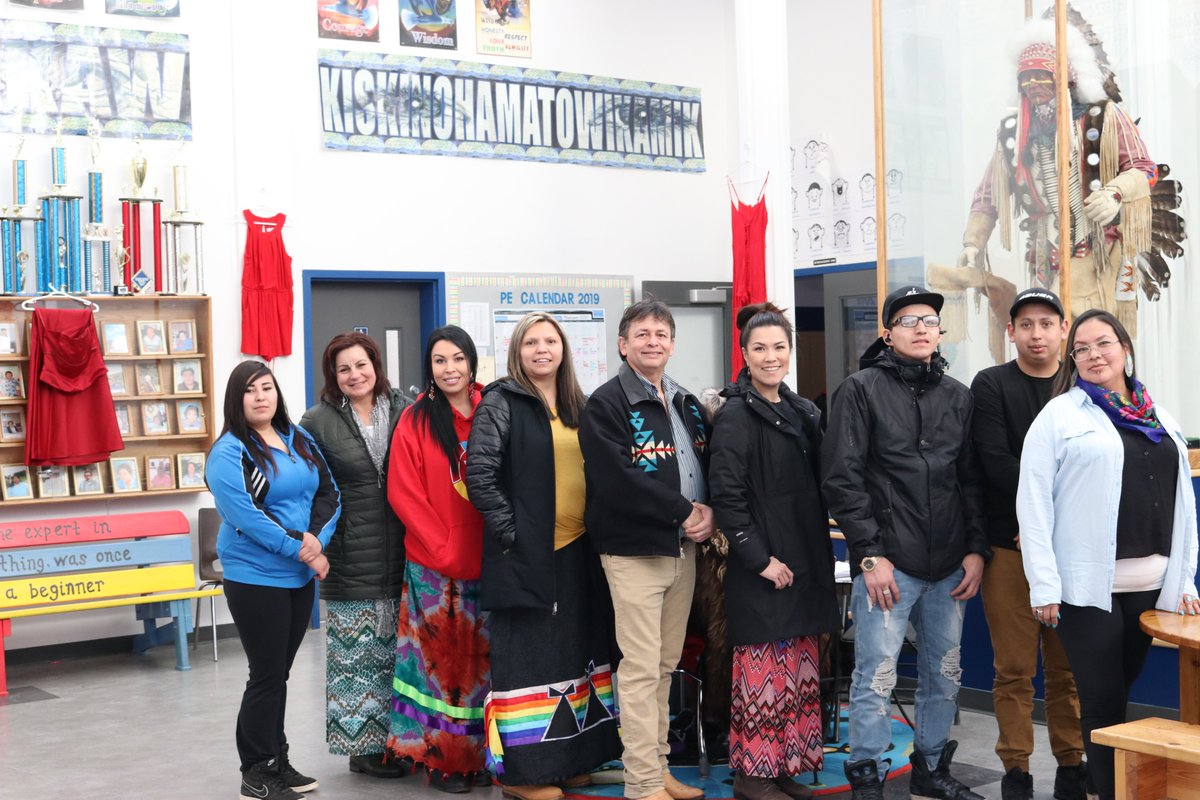 ytcouncil's tweet photo. π¨Kipohtakaw Education Centreπ¨hosted a #MMIWG information session. Their goal was to educate & bring awareness to the people of Alexander First Nation.π₯
β’
Community members & students learned about the facts, issues & awareness involving #MMIW #missingbutnotforgotten #ab #yeg https://t.co/NG4JSWqvXj