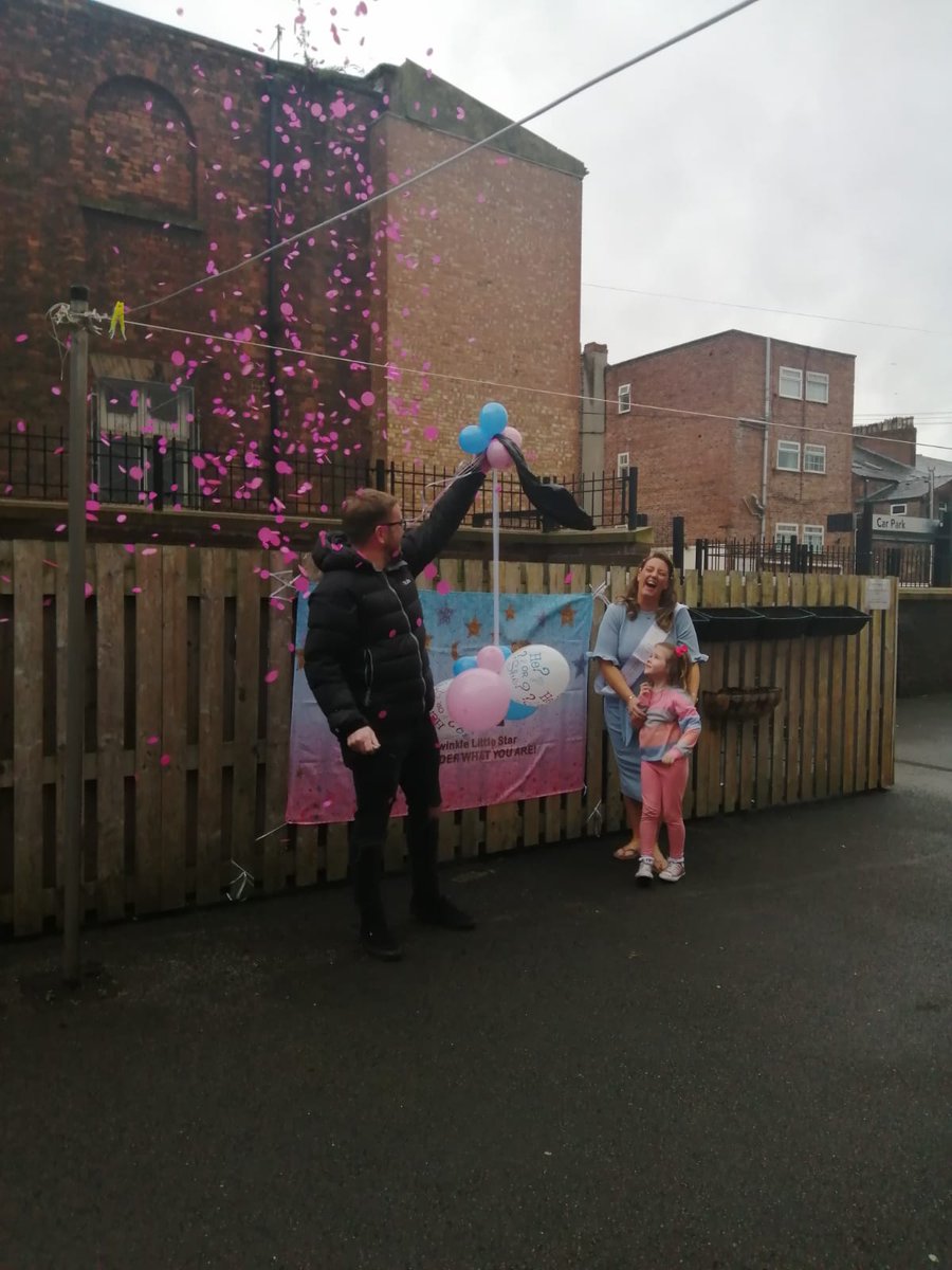 jo_owens's tweet photo. 💞🤰💖👨‍👩‍👧‍👧💕🥰 @daveydavedave83 https://t.co/qg6QxOC7gF